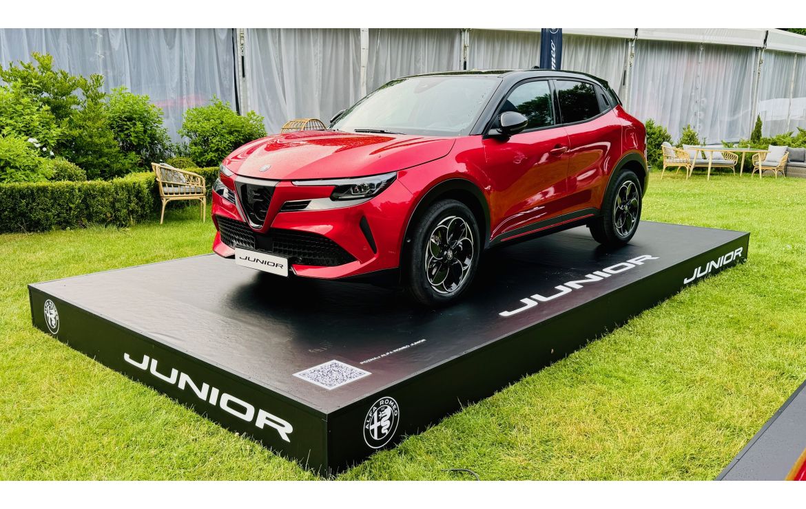 Alfa Romeo Junior - zaproszenie na premierę